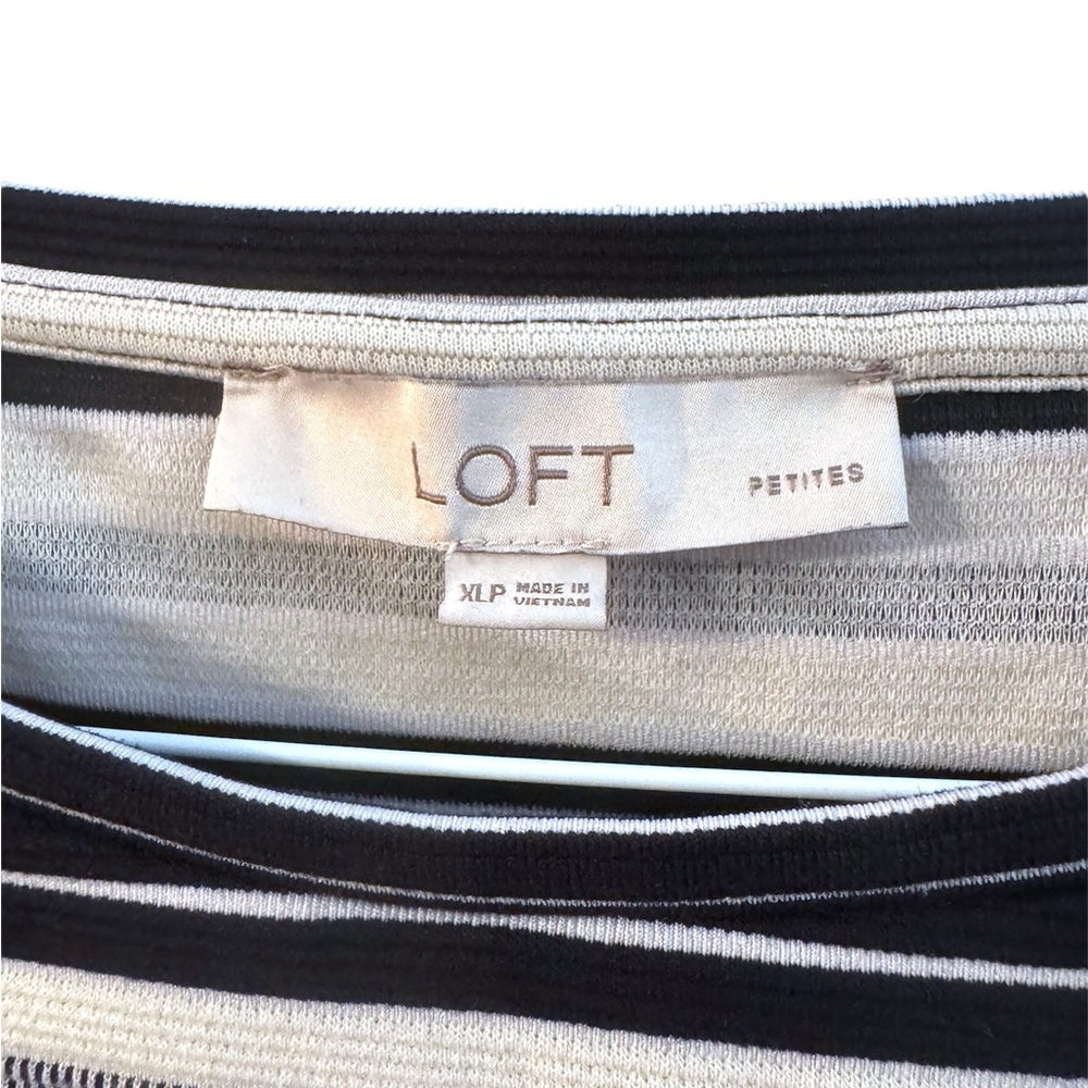 LOFT Black and White Crop Tie Back Top - Picture 2 of 9